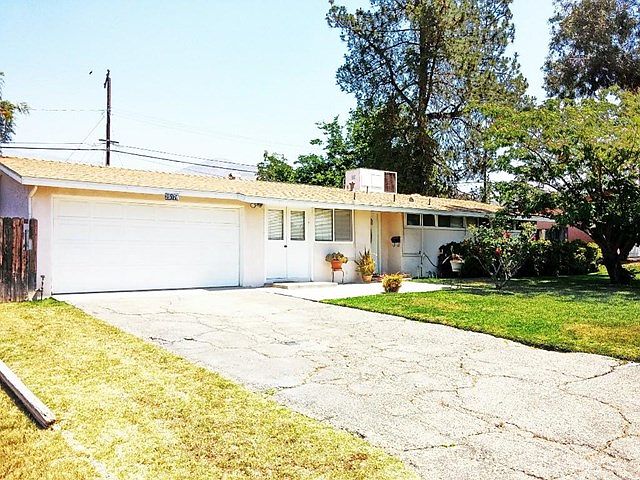 1st image of 25376 Los Flores Dr