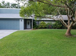 18639 San Rio Cir, Lutz, FL 33549