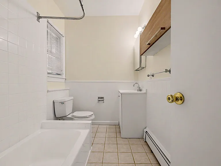 32 Chapel St — Photo 10