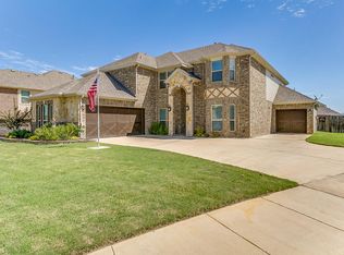 202 Chateau Ave, Kennedale, TX 76060