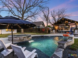 105 Retreat Pl, Georgetown, TX 78626