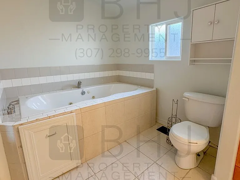 432 W Brundage St — Photo 36