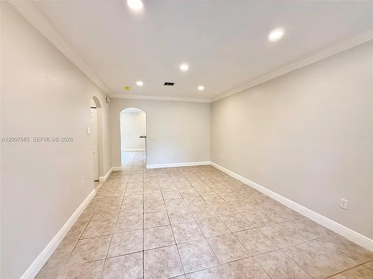 2674 SW 84th Ter #102 — Photo 3