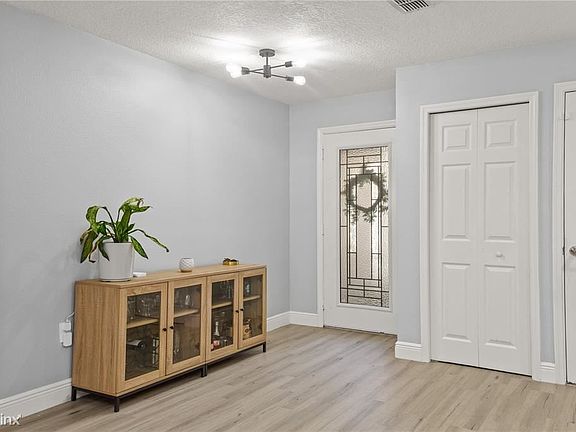 3rd image of 5043 Shorewood Landing Ln