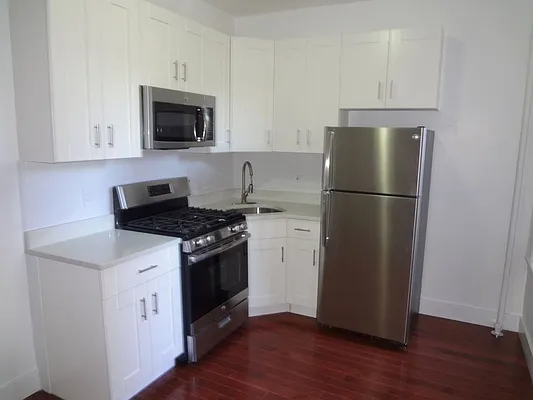 Rented by Steven Apuzzi LLC | media 11