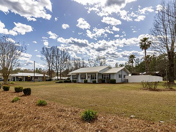 4th image of 360 Joseph Cir