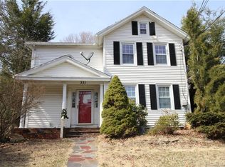 329 Shelton Rd, Trumbull, CT 06611