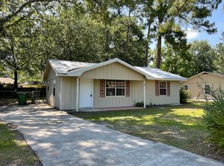107 Pointe South Dr, Hinesville, GA 31313