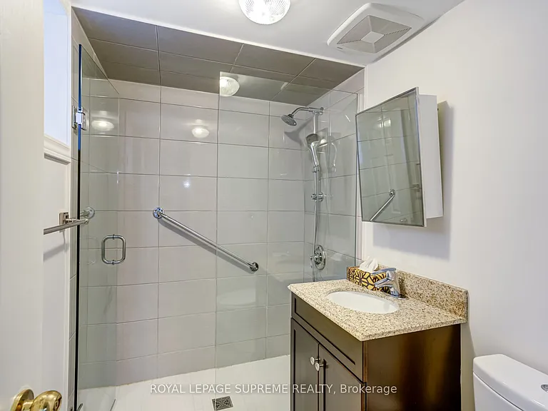160 Shanly St #MAIN LOWER — Photo 27