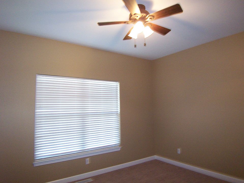 2nd image of 8020 Piedmont