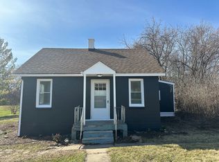 24137 W Beach Grove Rd, Antioch, IL 60002