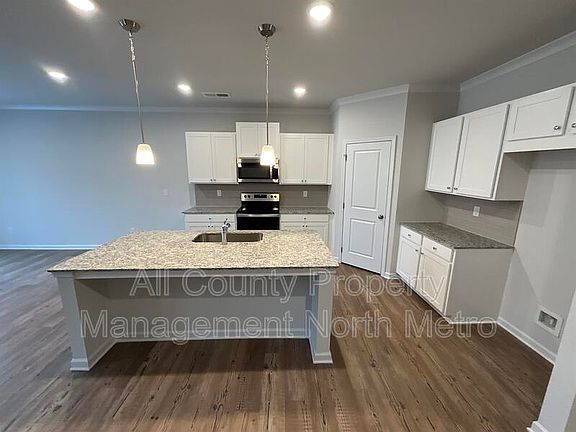 2nd image of 191 Sweet Briar Way #O191