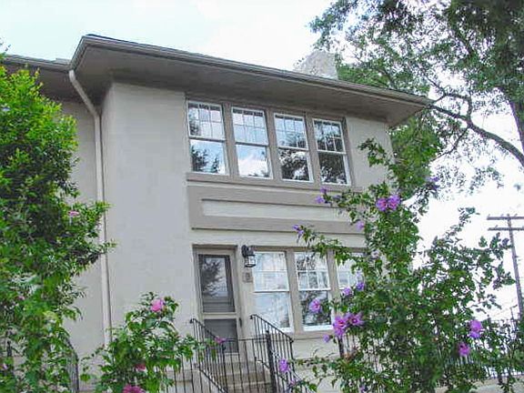2nd image of 711 E McBee Ave APT 11
