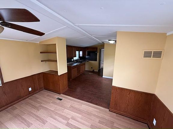 4th image of 1226 S Bloomington St #117
