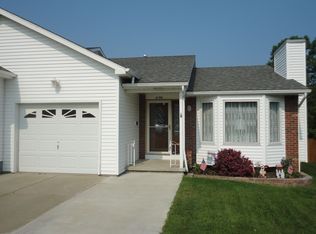 4196 Victorian Dr, Hamburg, NY 14075