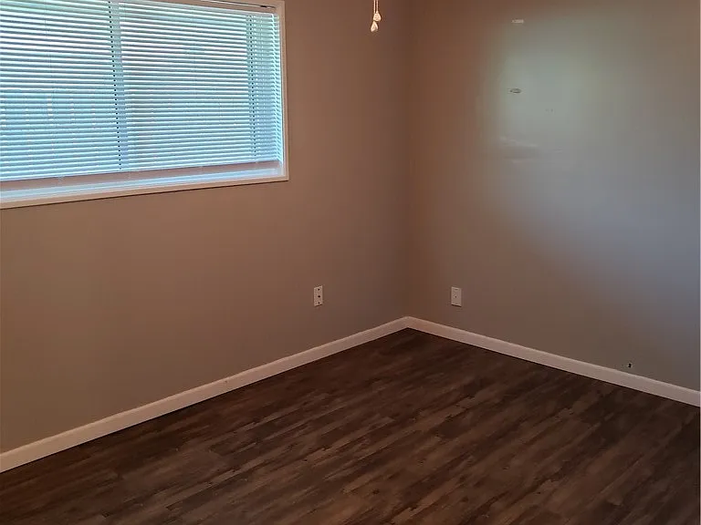 106 E Janin Cir — Photo 15