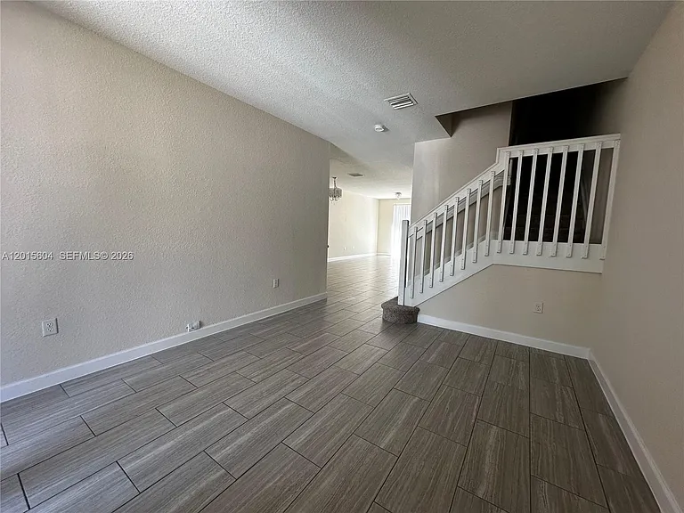 1036 NE 208th St #1036 — Photo 2