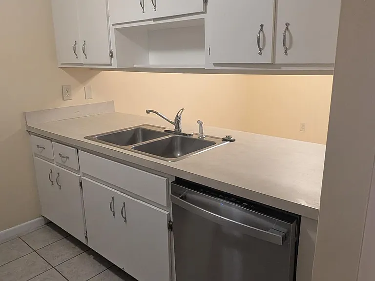 109 San Juan Cir — Photo 5