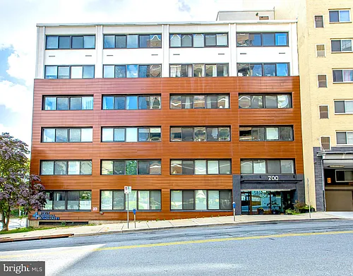 700 Roeder Rd Photo 1