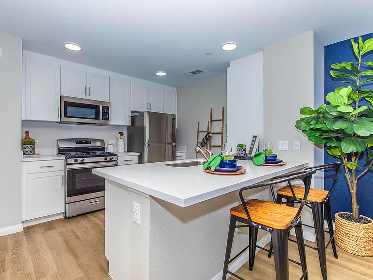 Azure Apartments — Photo 55