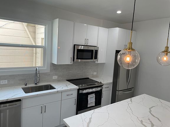 2nd image of 3245 23rd St #1