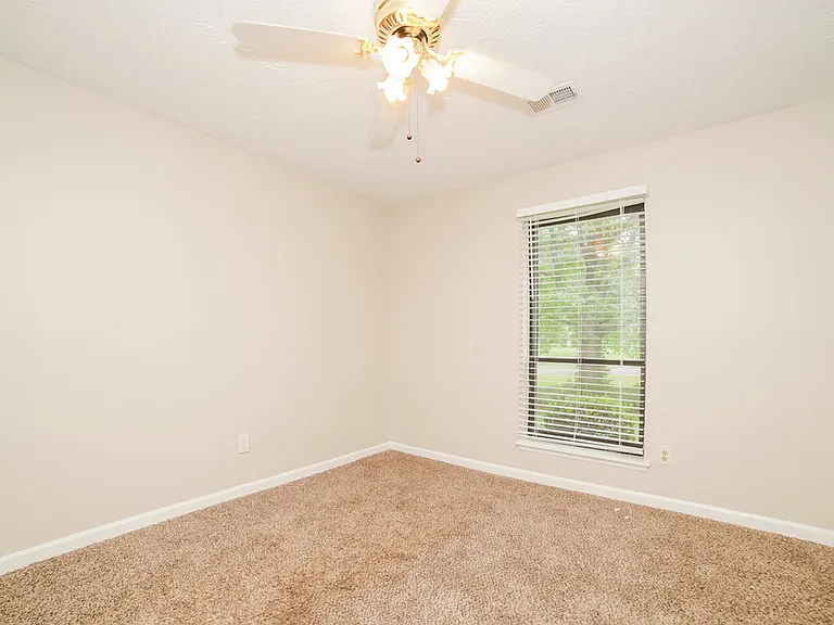 35 Windsong Ct — Photo 14