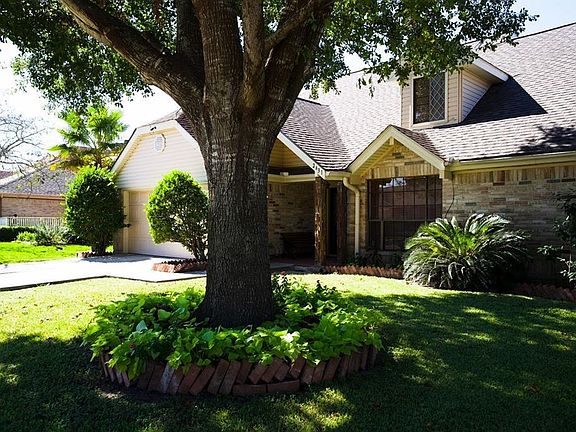 4th image of 2431 Barrington Place Dr