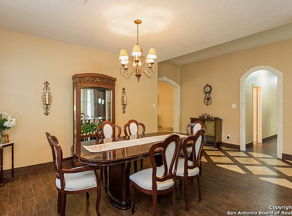 3rd image of 6415 Sienna Cir