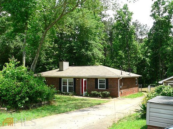 3rd image of 1168 Country Club Rd