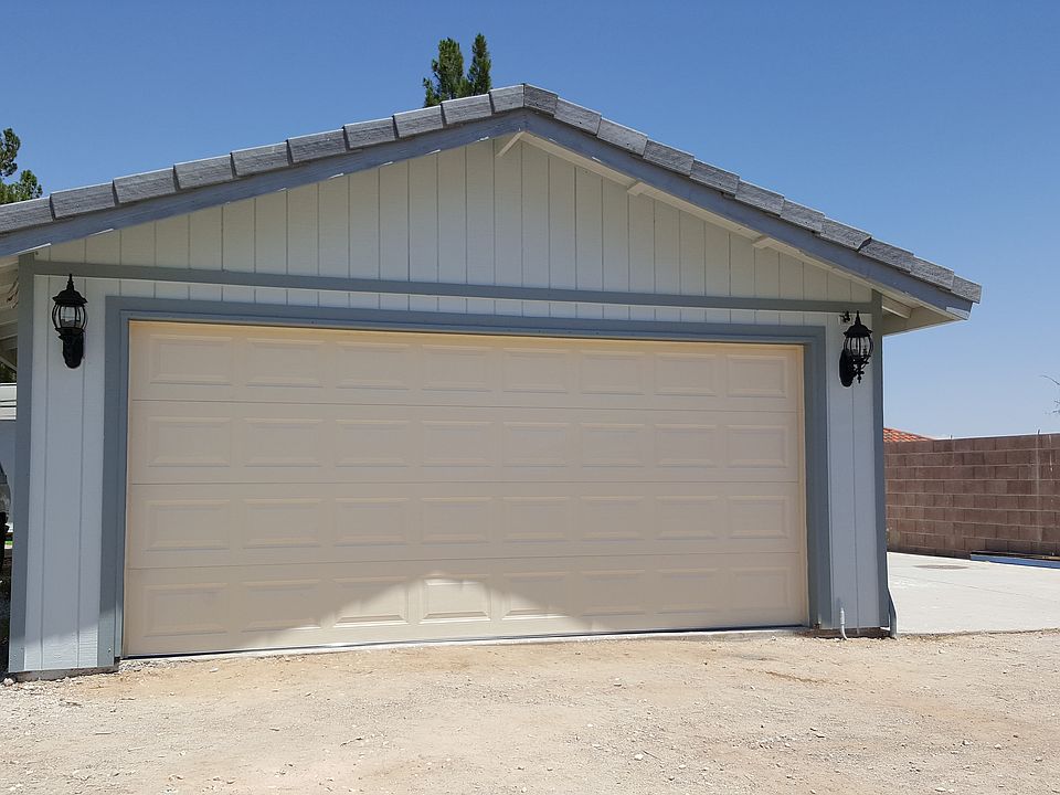 1st image of 4145 N Tomsik St