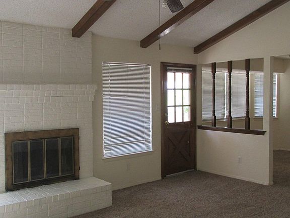 5th image of 11249 Ivanhoe Dr