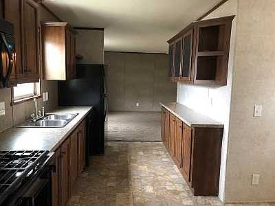 2nd image of 3656 Cardinal Dr