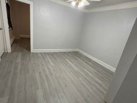 3rd image of 52 Broad St #1