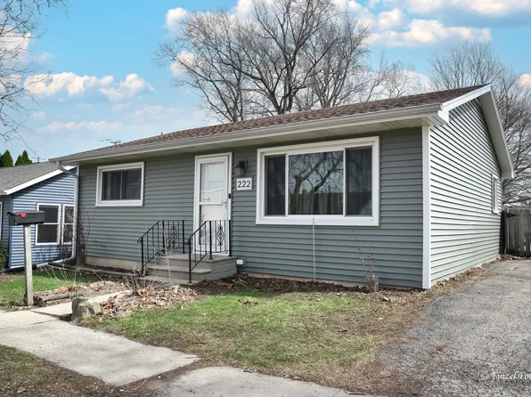 222 Stiles St, Genoa, IL 60135