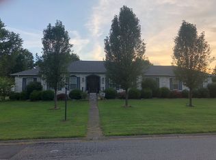 4401 Wellingborough Ln, Paducah, KY 42003