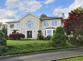 54 Haas Rd, Basking Ridge, NJ 07920