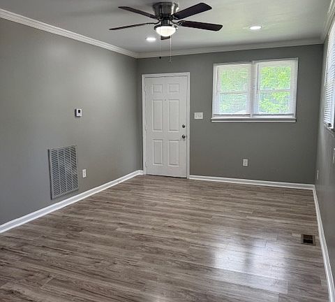 4th image of 115 Terrace Dr