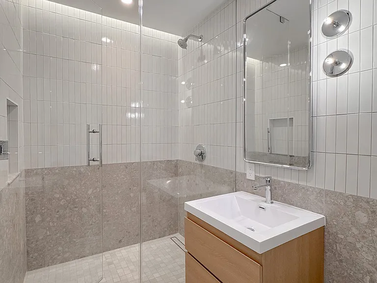 137 Avenue A #3H — Photo 6