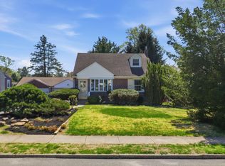 348 Valley View Rd, Springfield, PA 19064