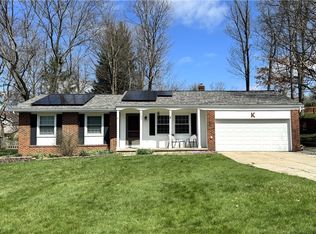 2299 Croydon Rd, Twinsburg, OH 44087