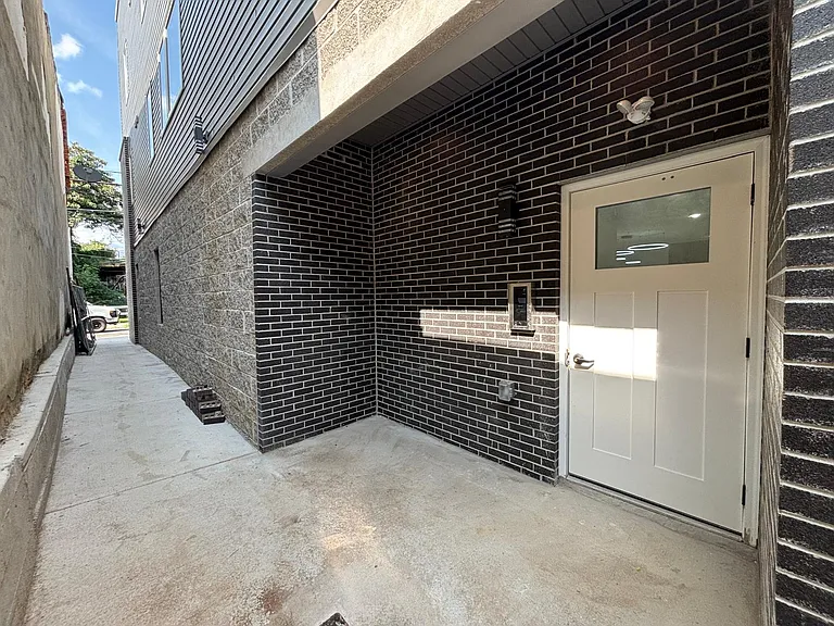 1108 W Dauphin St #1A — Photo 19