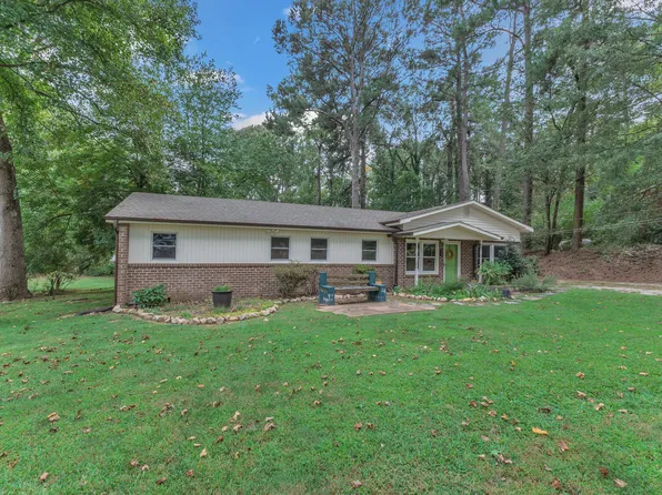 913 Ranch Farm Rd, Raleigh, NC 27603