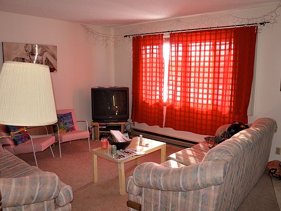 2nd image of 206 Balcerzak Dr
