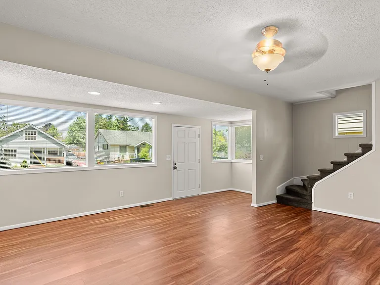 7110 SE Cora St — Photo 5