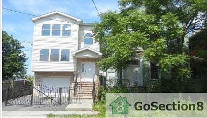1st image of 359 S 8th St