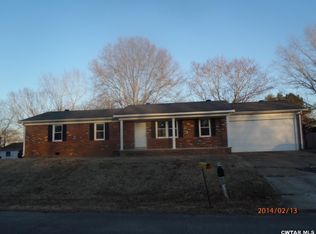 70 Camellia Dr, Jackson, TN 38301