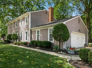 702 Autumn Branch Rd, Westerville, OH 43081