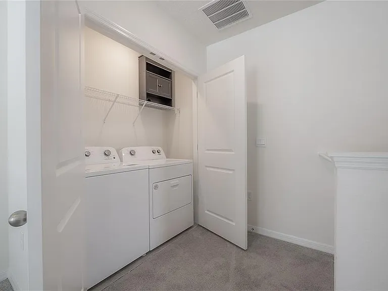 16701 Maude Dr — Photo 28