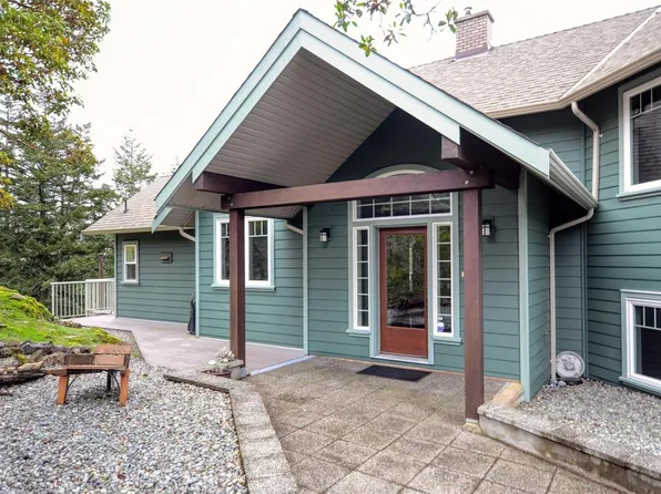 4935 Deer Park Trl, Metchosin, BC V9C 4J5