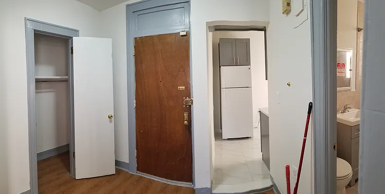 Rented by Grandeur Realty Inc | media 15